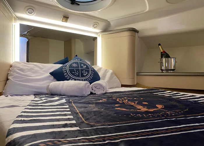 The Valencia Yacht Experience