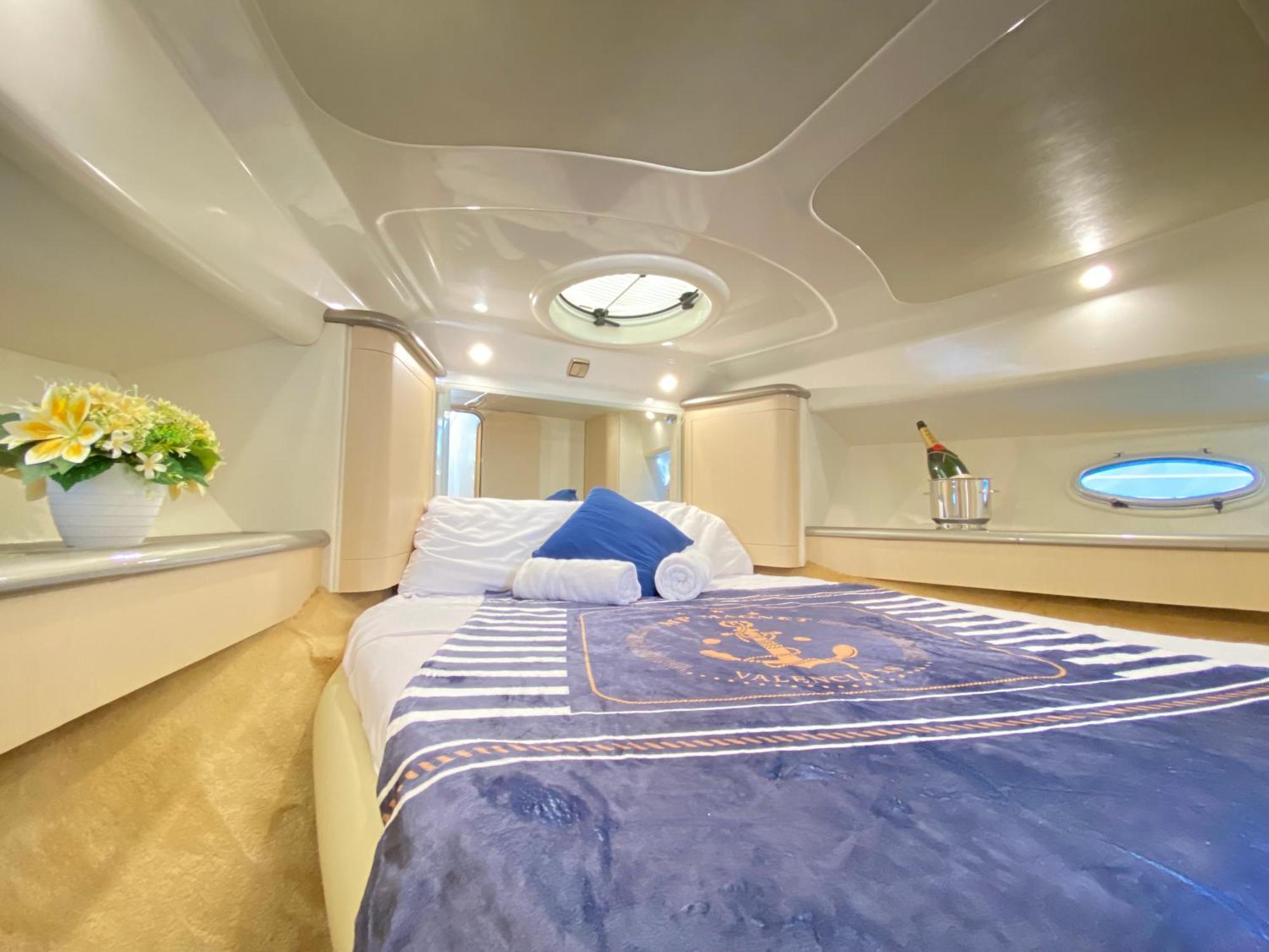 Bateau-hôtel The Yacht Experience *