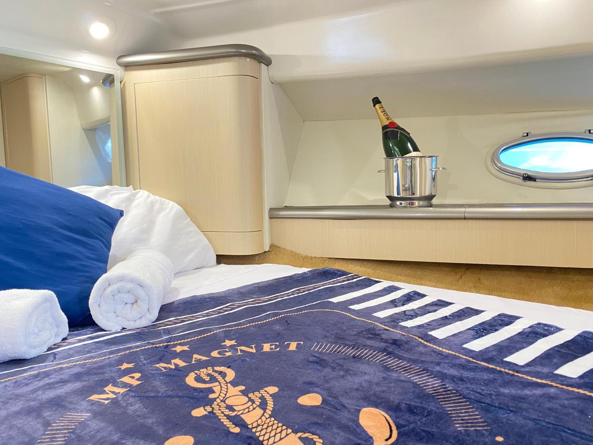 Bateau-hôtel The Yacht Experience Valence